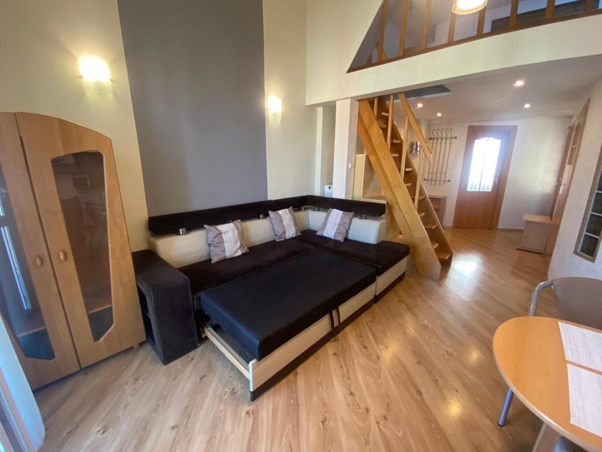 شقة رشيشوف  في Apartament #Widokowa المظهر الخارجي الصورة